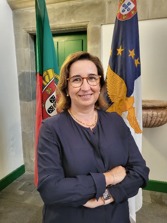 Maria Isabel Correia de Meneses Simões