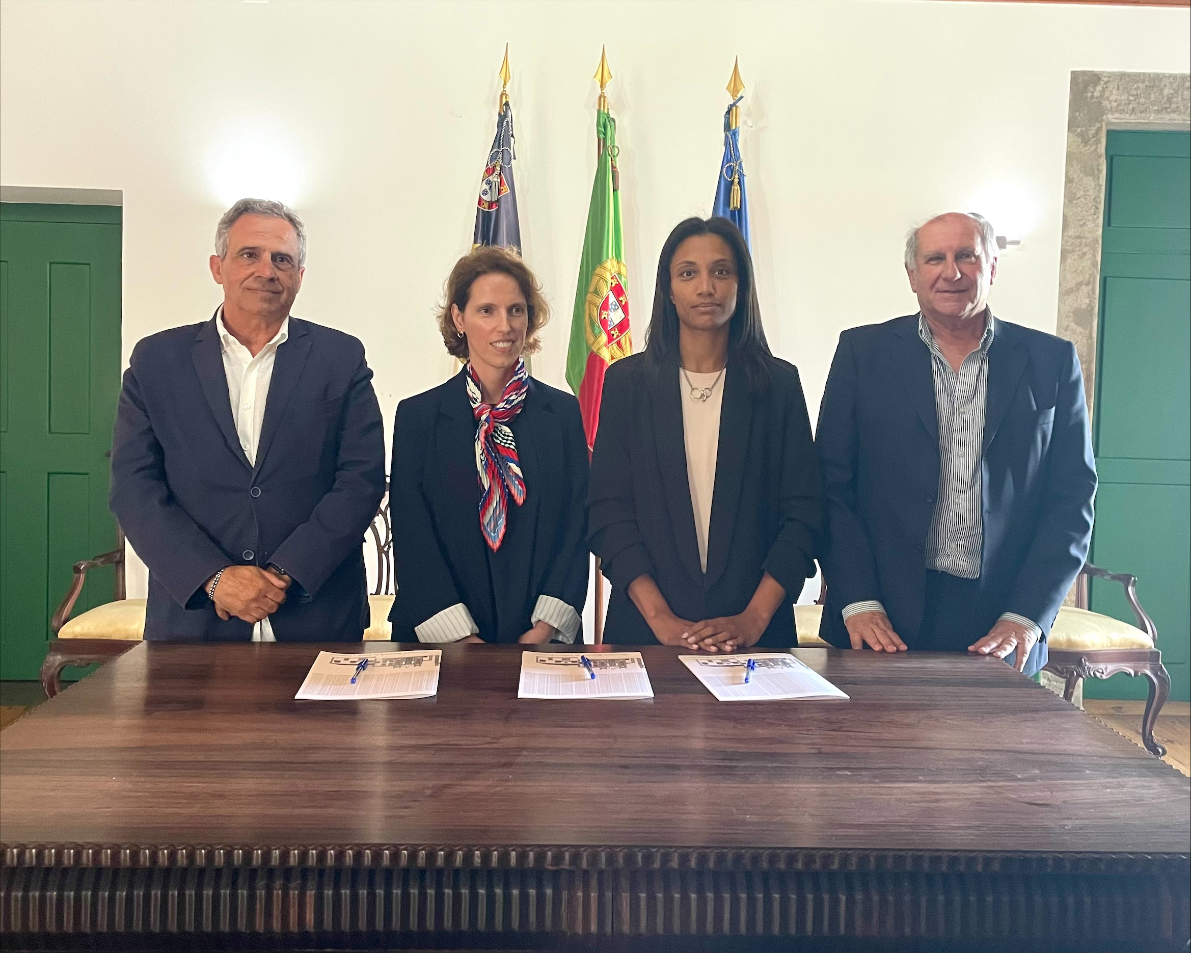 Mónica Seidi, reune com IPSS 