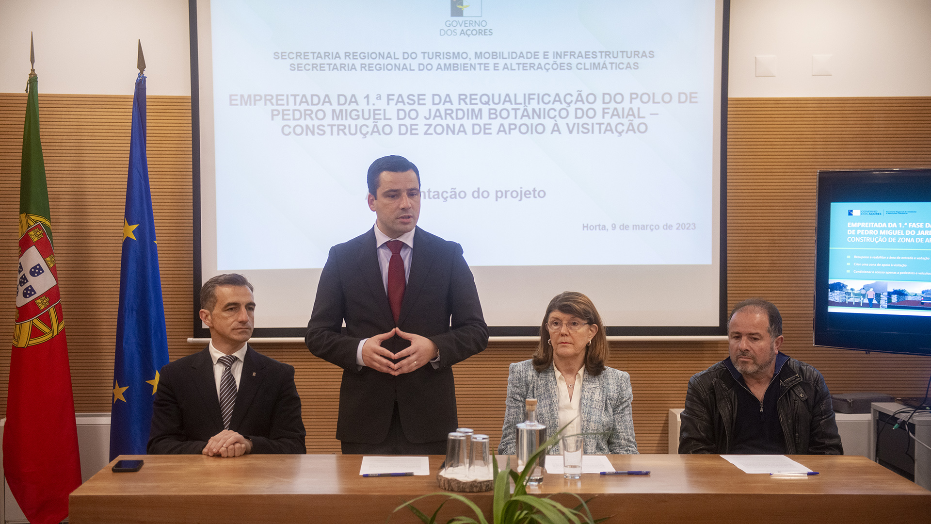 Assinatura do auto de consignação da empreitada da 1.ª fase da requalificação do Polo de Pedro Miguel do Jardim Botânico do Faial.