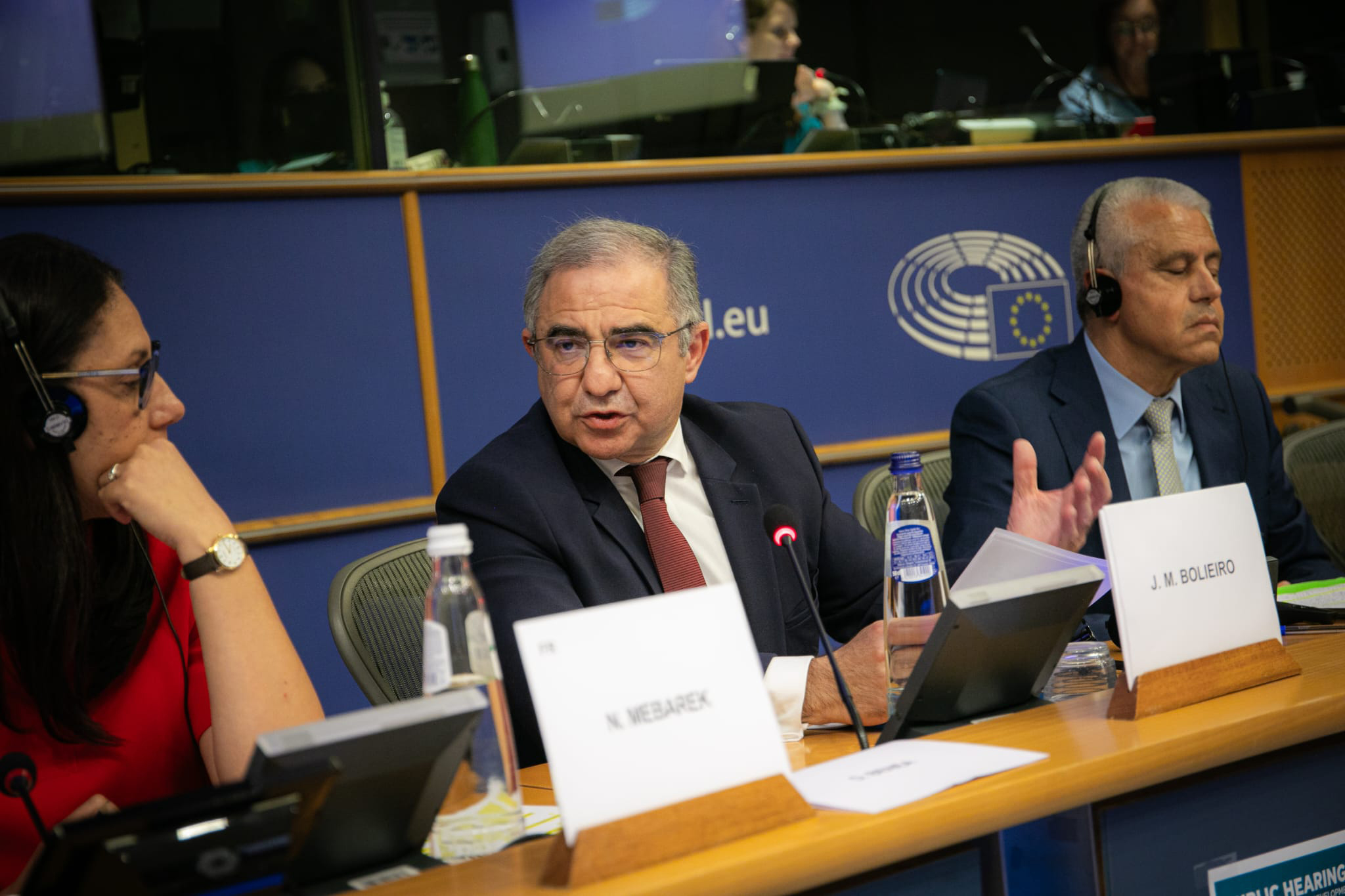 participou hoje na audição pública organizada pela Comissão de Desenvolvimento Regional (REGI) do Parlamento Europeu, em Bruxelas, centrada no tema “Reforçar a Política de Coesão para as Regiões Ultraperiféricas e Ilhas: Enfrentar Desafios e Aproveitar Oportunidades Pós-2027”