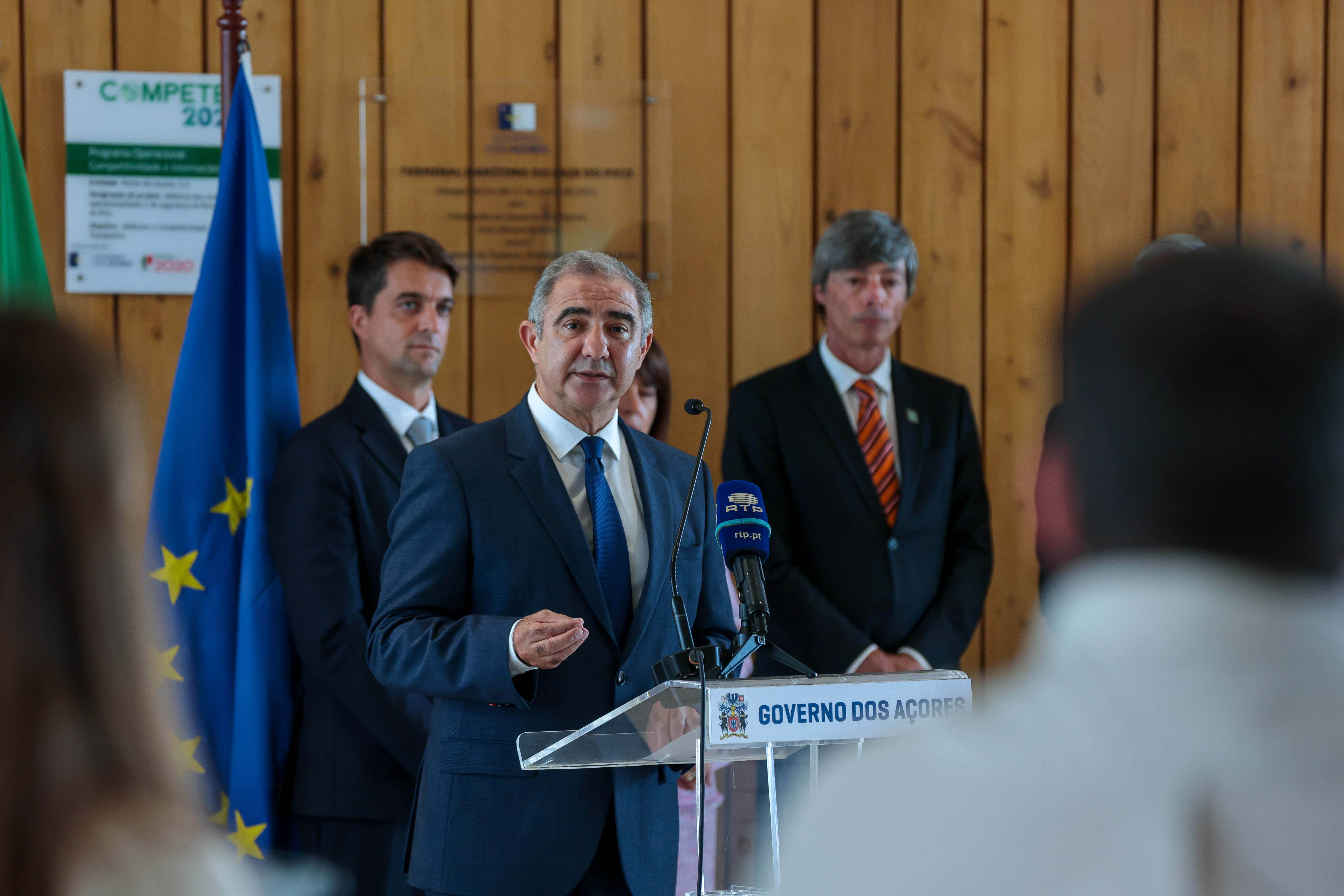  Cerimónia de assinatura do Auto de Consignação da Empreitada de Construção da Proteção Costeira da Baía do Porto de São Roque do Pico