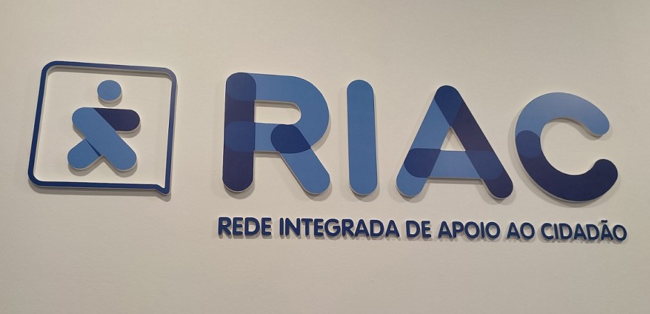 Rede Integrada de Apoio ao Cidadão (RIAC) - Logo