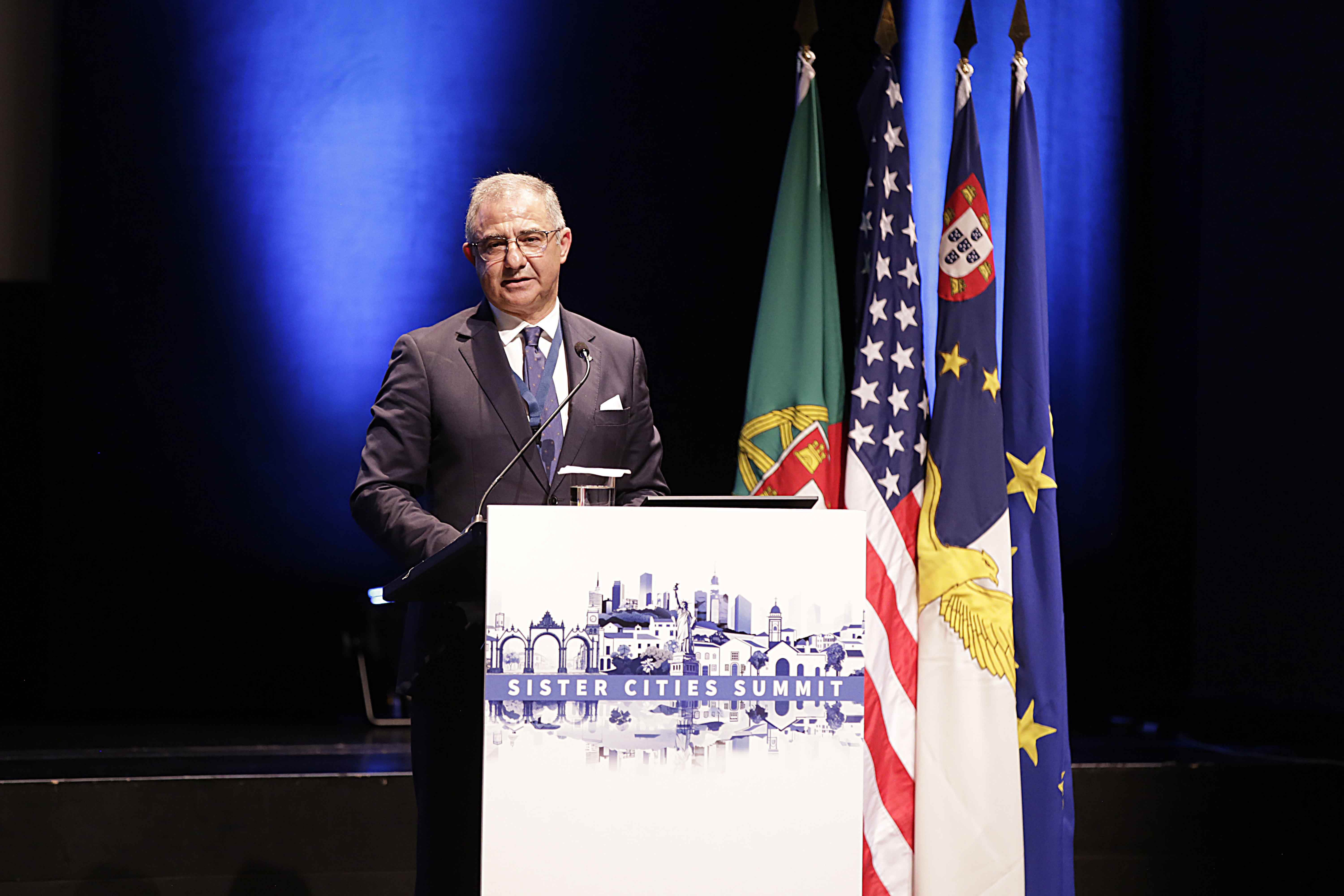 Sessão de abertura da Sister Cities Summit
