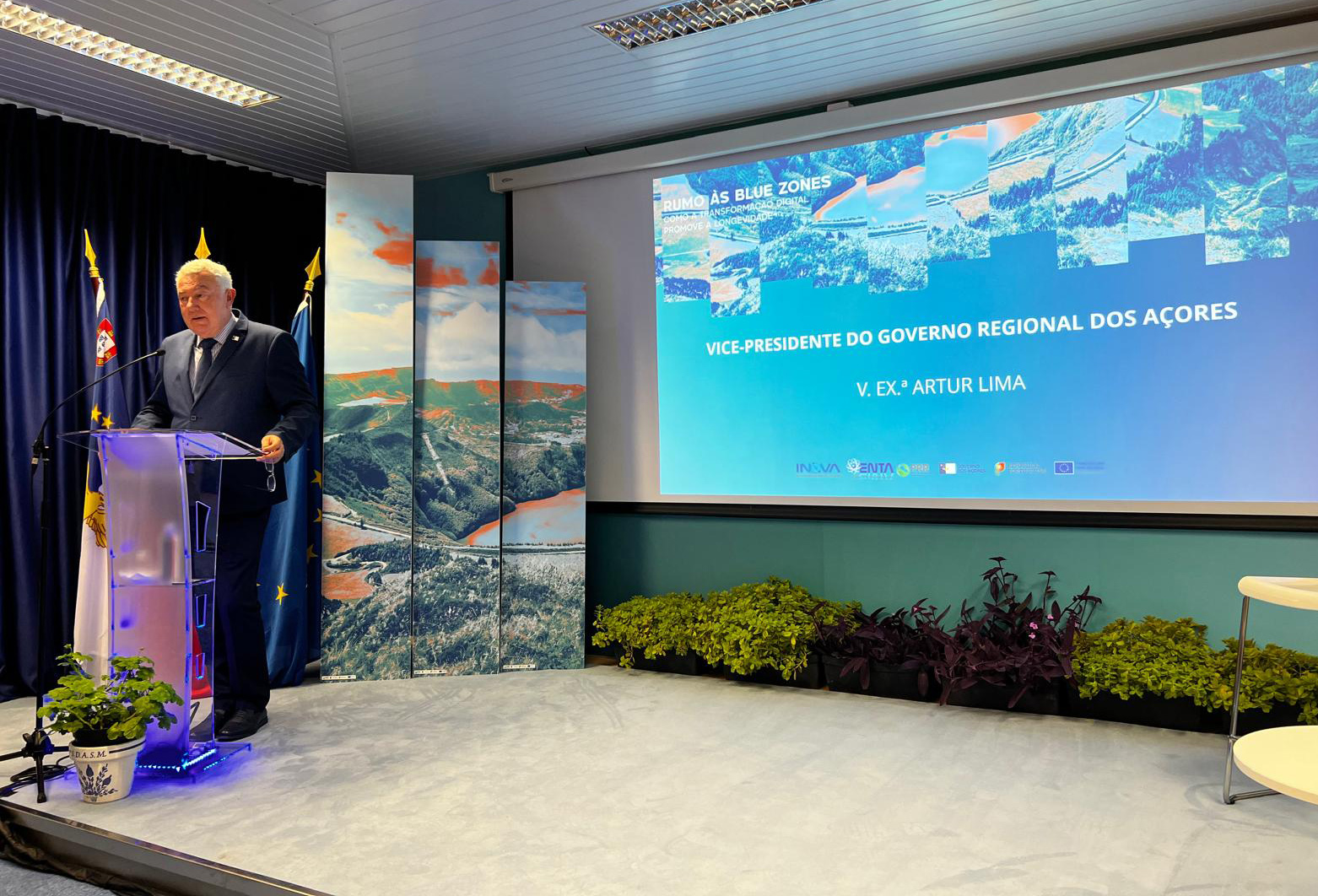 Sessão de abertura do evento “Rumo às Blue Zones: Como a Transformação Digital Promove a Longevidade”, organizado pelo INOVA – Instituto de Inovação Tecnológica dos Açores