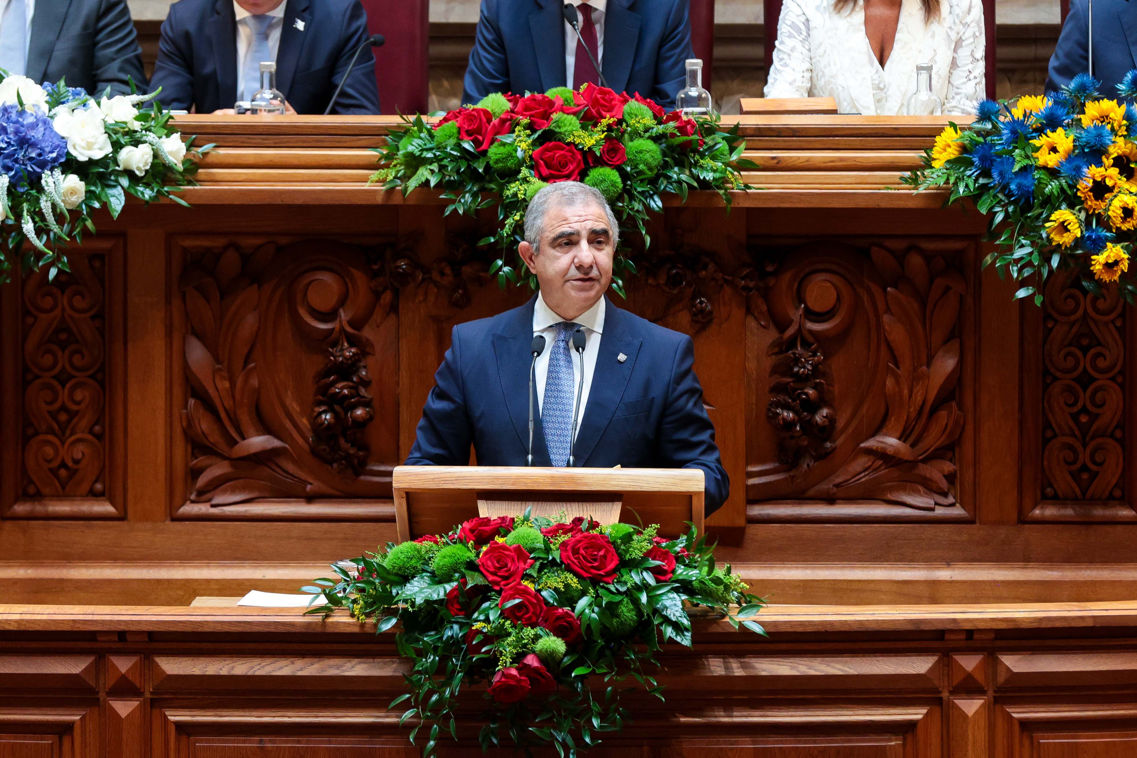 Sessão plenária comemorativa dos 50 anos da Autonomia das Regiões Autónomas dos Açores e da Madeira