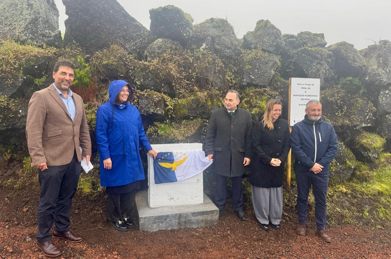 António Ventura inaugurou empreitada de beneficiação do Caminho da Manga, na ilha do Pico