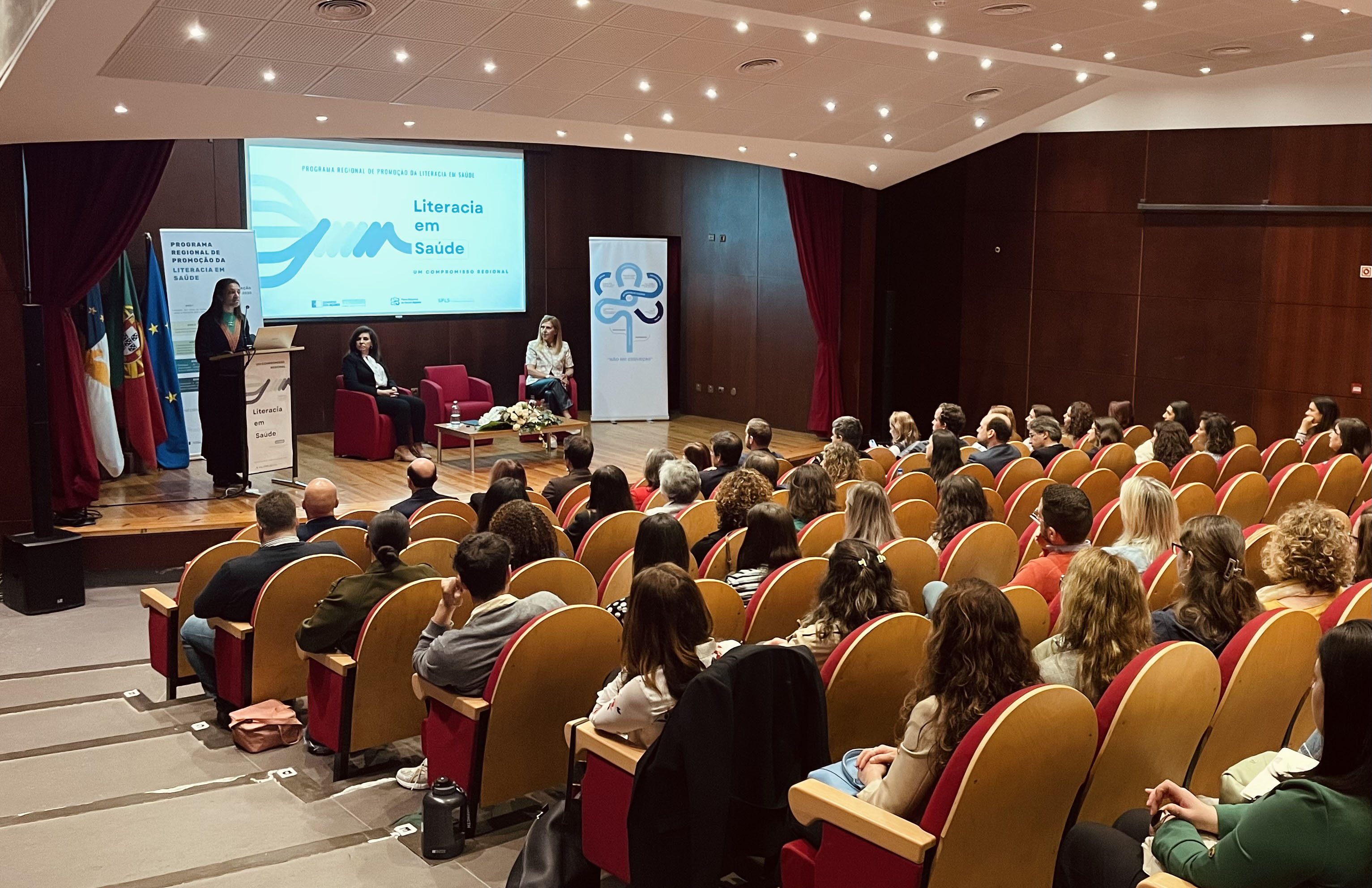 Sessão de abertura do curso de capacitação “Literacia em Saúde: Um Compromisso Regional”
