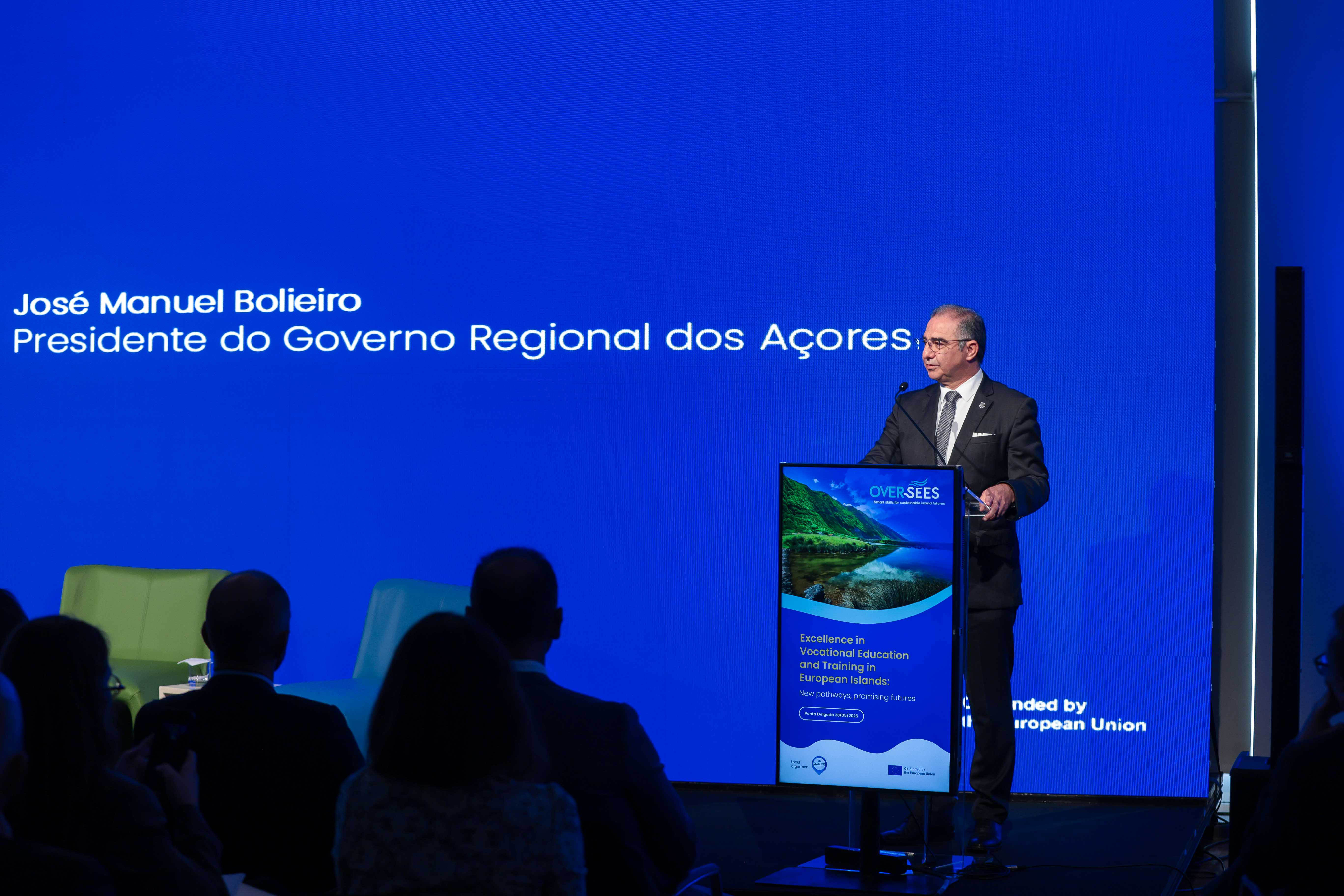 Conferência internacional “Excelência na Educação e Formação Profissional nas Ilhas Europeias: Novos Caminhos, Futuros Promissores”, que assinala o início formal do projeto europeu OVER-SEES