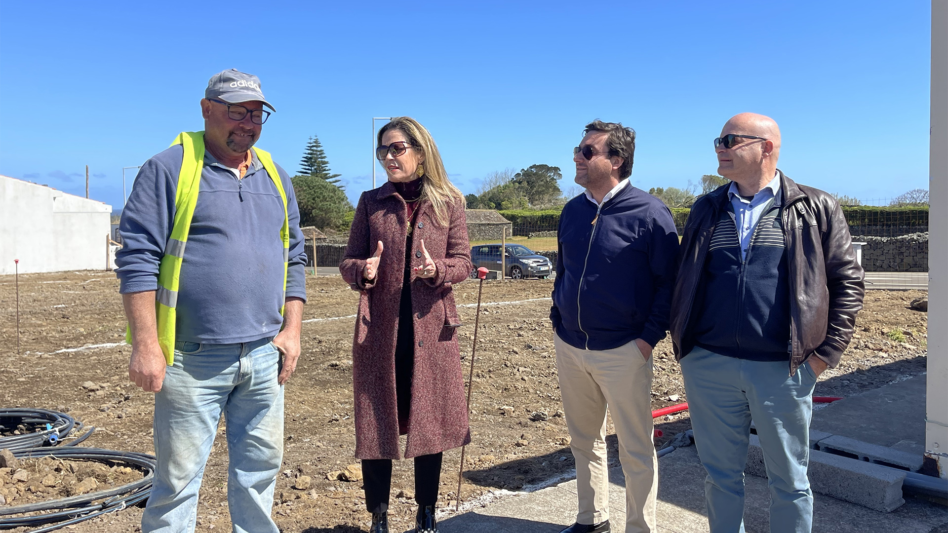 Maria João Carreiro visits neighbourhoods where housing refurbishment and construction works are underway on Graciosa and Terceira islands