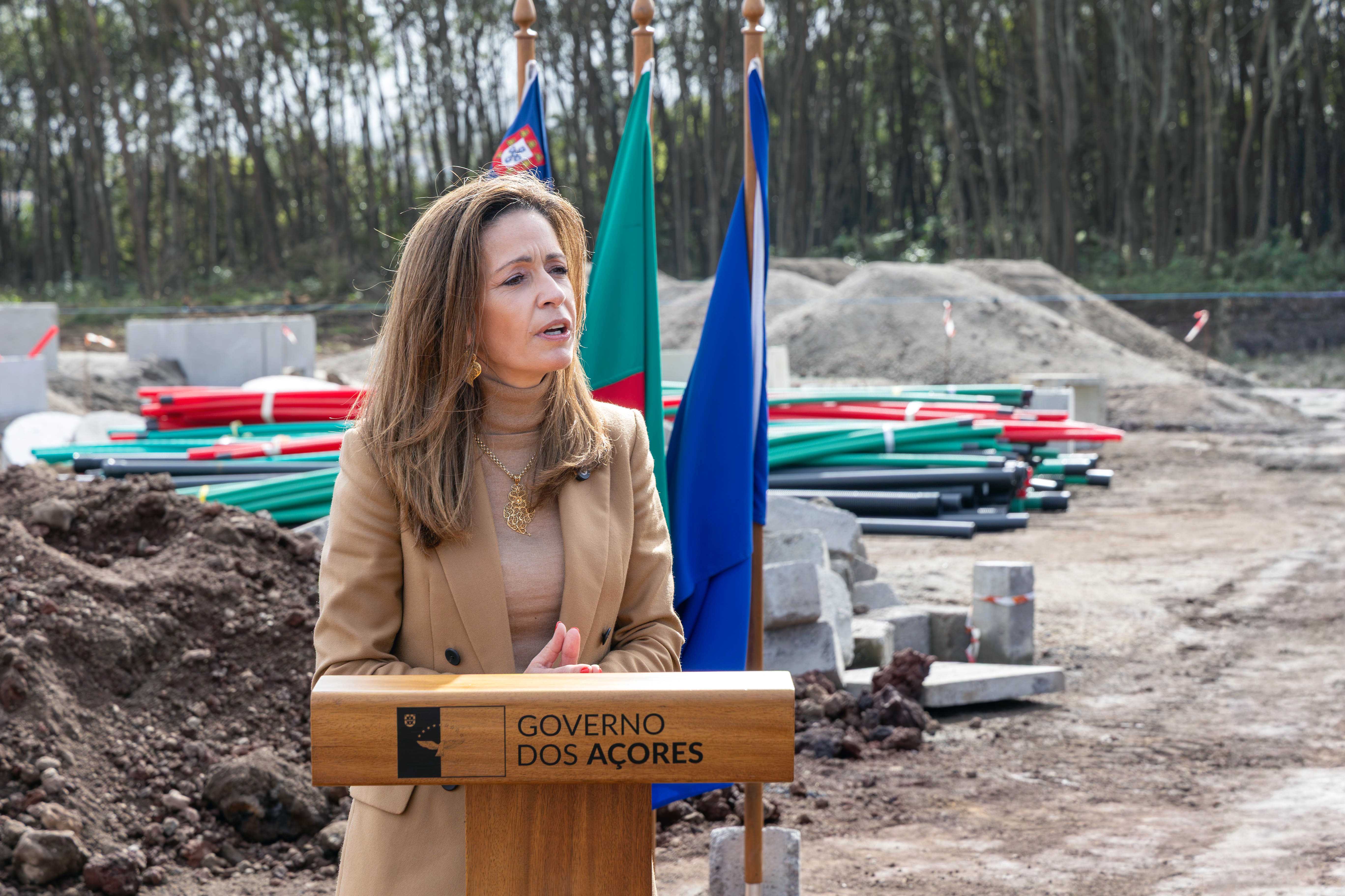 Lançamento da primeira pedra da empreitada de execução das infraestruturas do loteamento da Nossa Senhora do Rosário