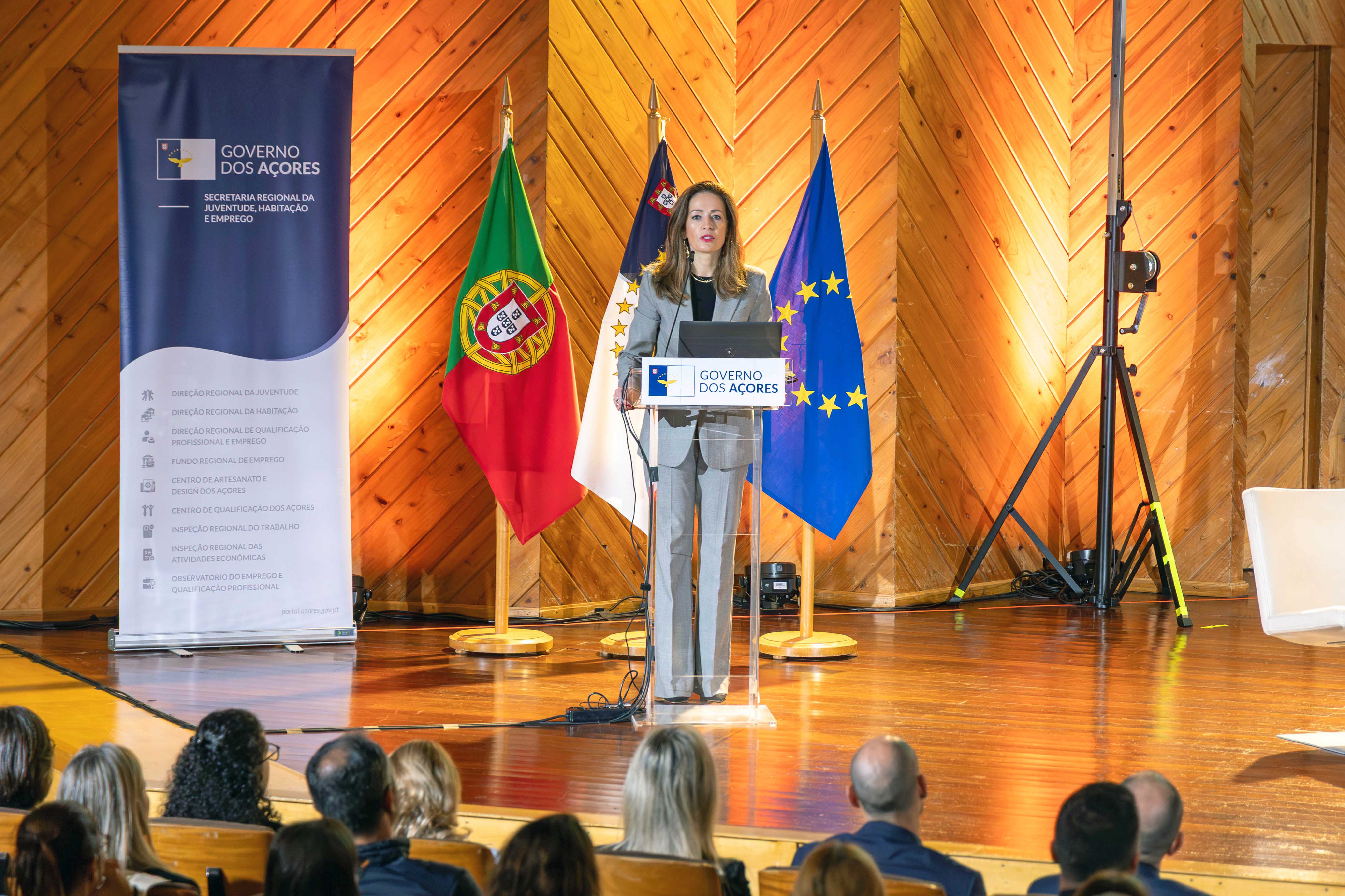 Abertura do seminário “Competências em rede: Entidades Formadoras, Certificação e Passaporte Regional de Qualificações”