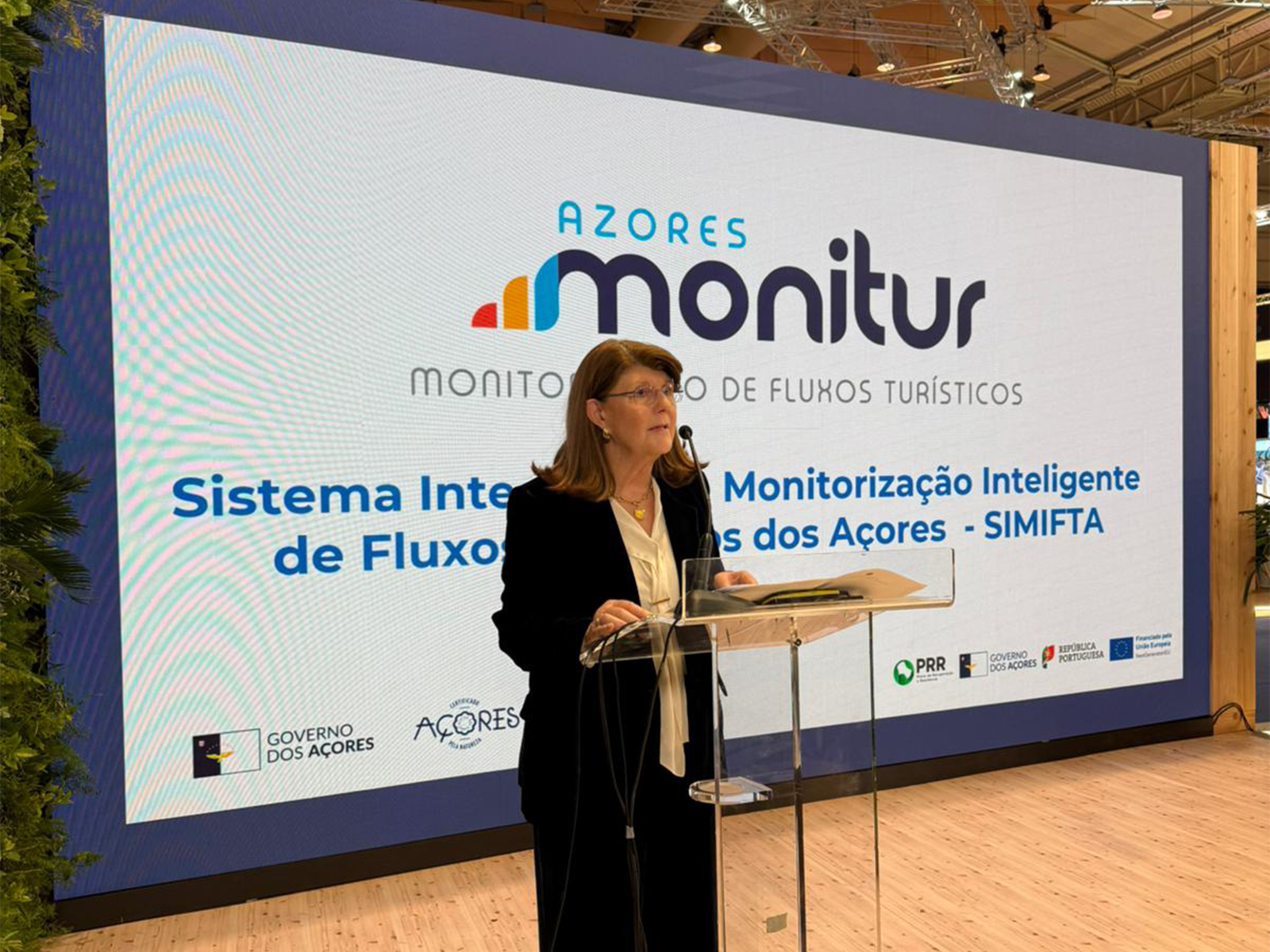 Apresentação do SIMIFTA-Sistema Integrado de Monitorização Inteligente de Fluxos Turísticos