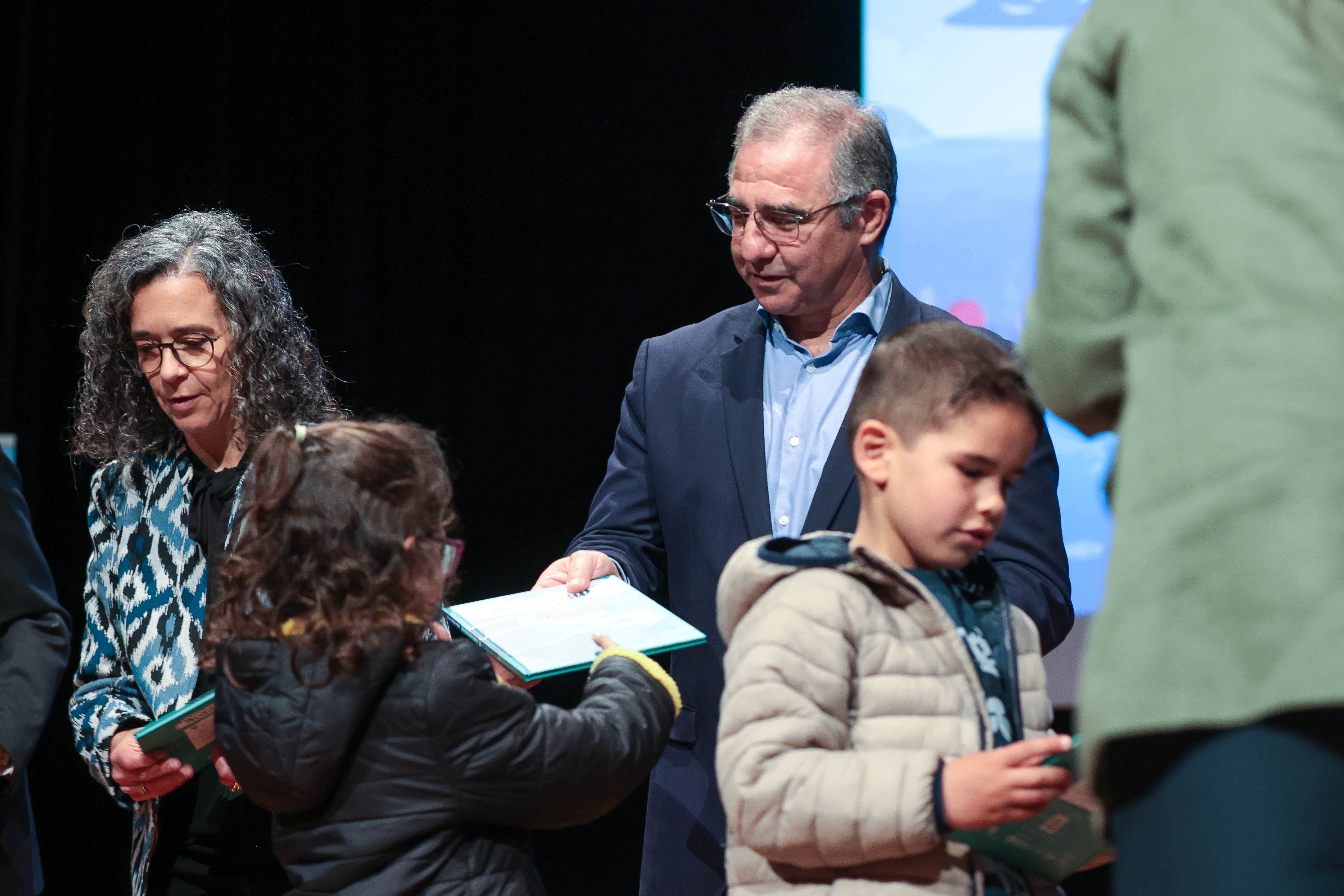 Cerimónia de entrega dos primeiros livros da coleção “Patrulha Ação Azul