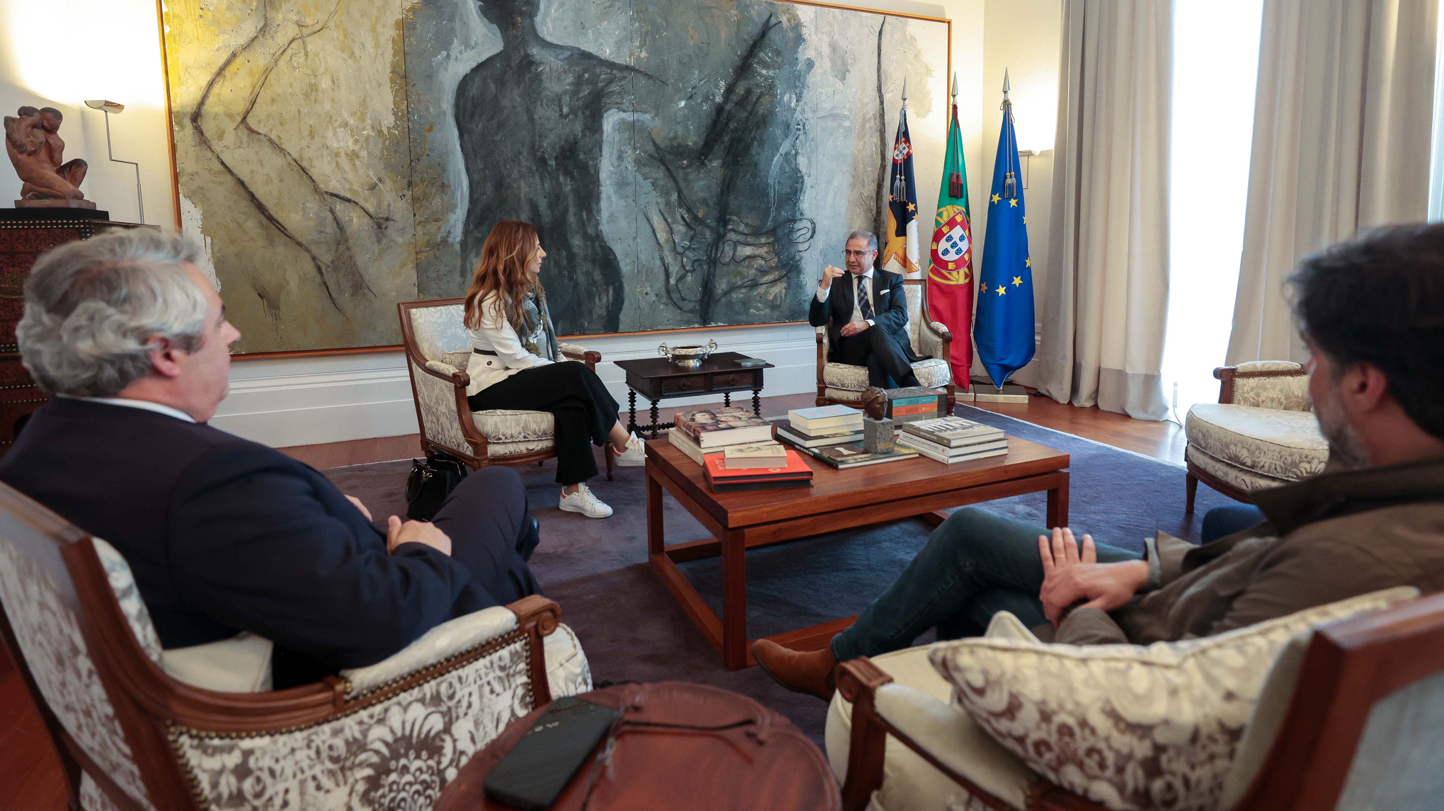 Audiência ao Presidente da Câmara Municipal de Ponta Delgada, Pedro Nascimento Cabral, e a fadista Katia Guerreiro